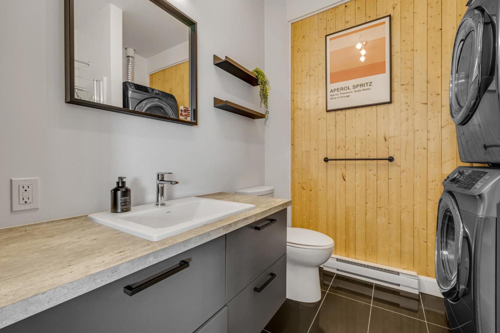 Initial / Spritz / Downtown Qc +Stat Apartment Quebec City Ngoại thất bức ảnh