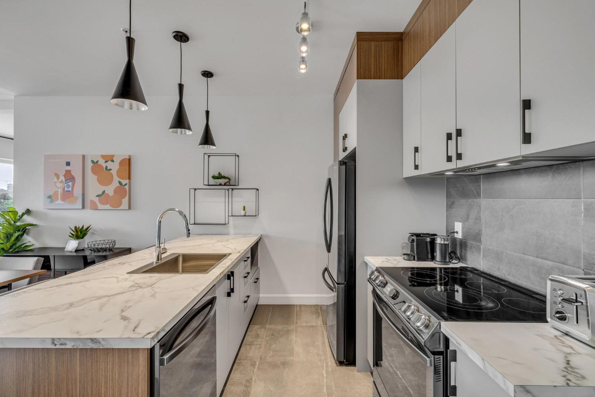 Initial / Spritz / Downtown Qc +Stat Apartment Quebec City Ngoại thất bức ảnh