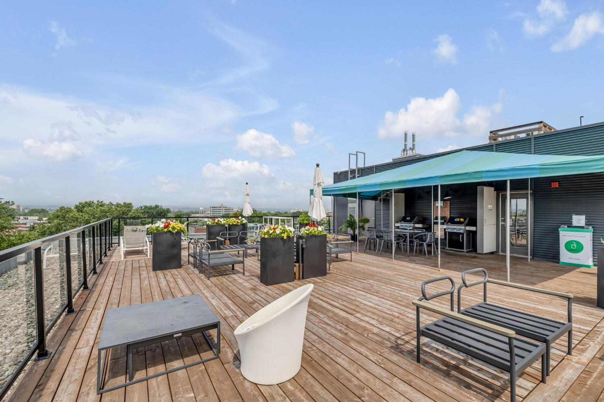 Initial / Spritz / Downtown Qc +Stat Apartment Quebec City Ngoại thất bức ảnh